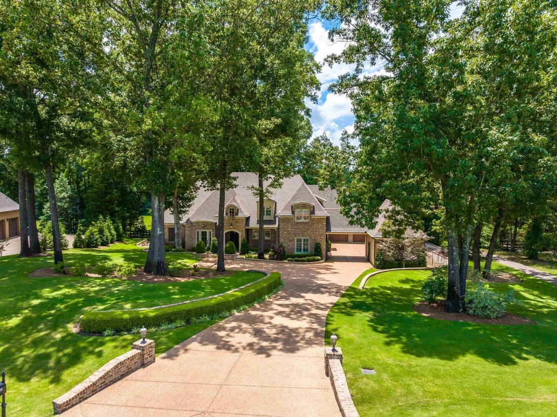 House in Collierville, Tennessee, United States 1 - 18480501