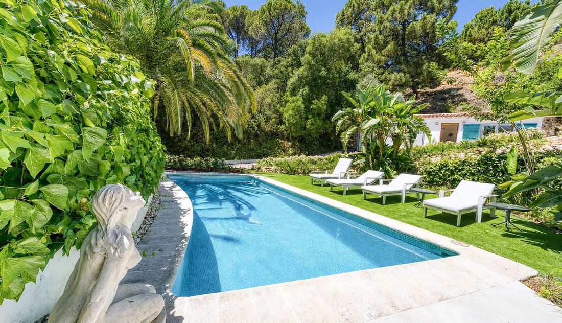 Villa in El Madroñal, Benahavis, Spain 2 - 18479169