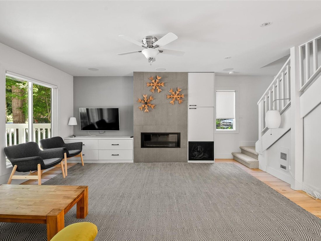 House in Whistler, British Columbia, Canada 1 - 18480494