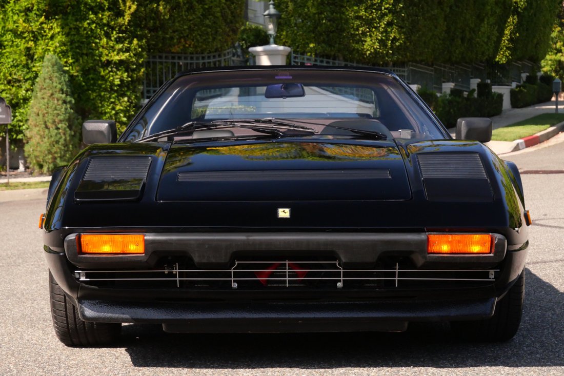 Cabriolet in West Hollywood, CA, United States 3 - 18476050