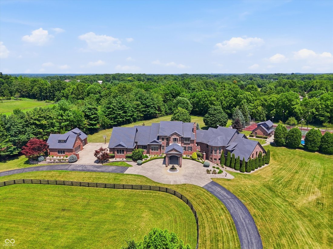 House in Greenwood, Indiana, United States 2 - 18480392