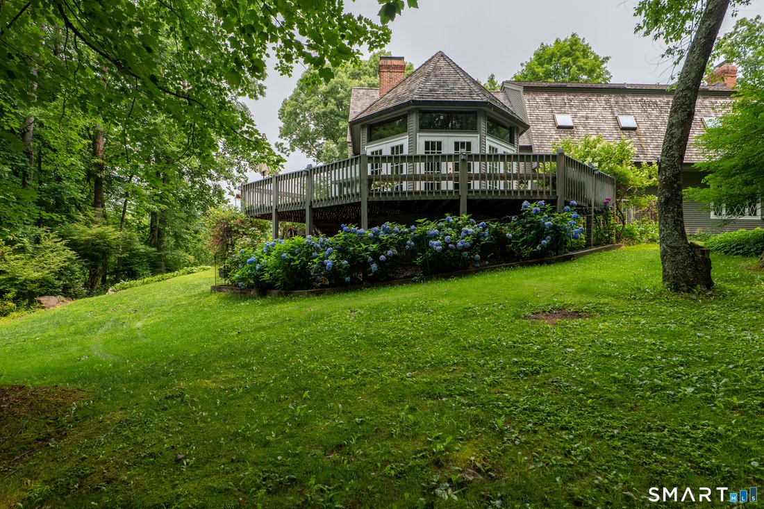 House in Newtown, Connecticut, United States 4 - 18477565