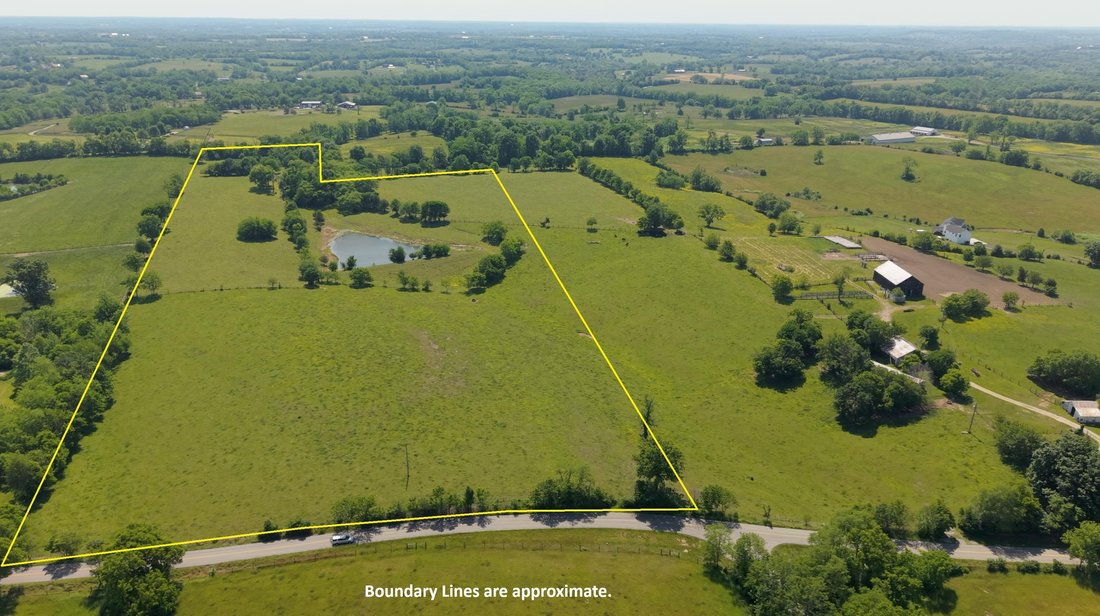 Land in Versailles, Kentucky, United States 1 - 18476447