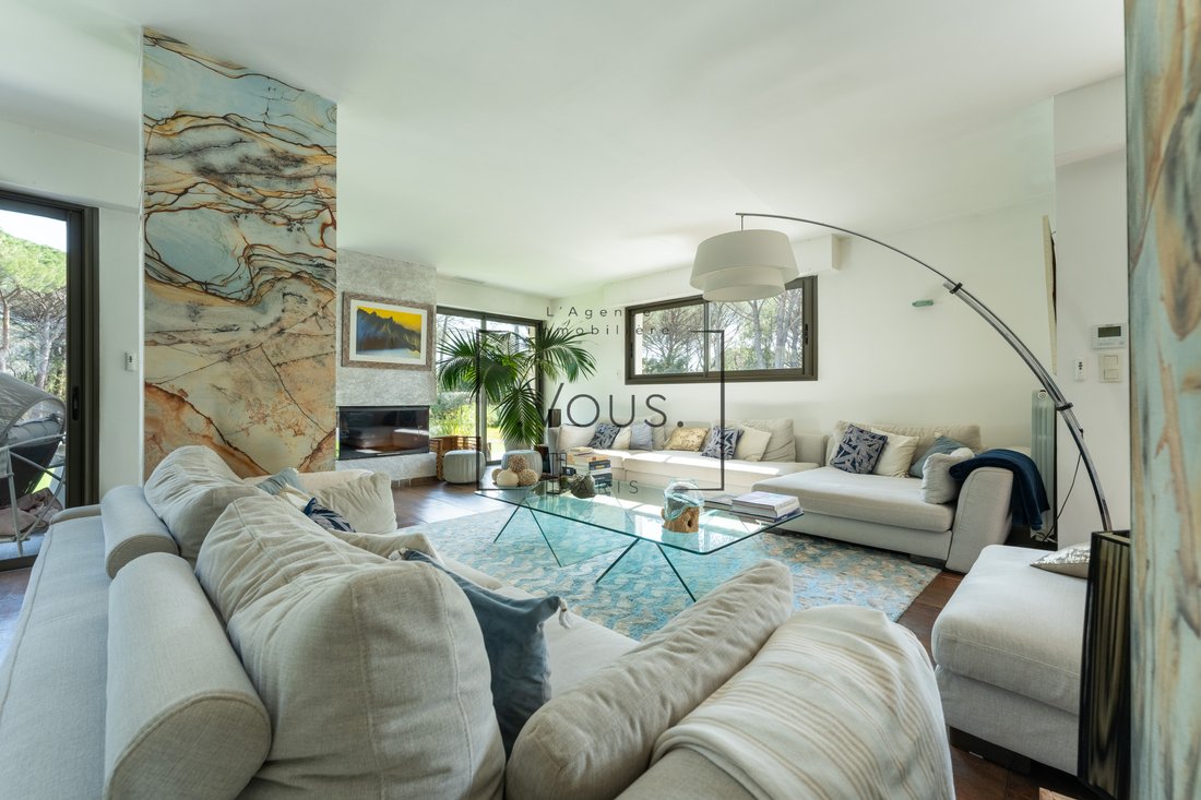 Villa a La Motte, Provenza-Alpi-Costa Azzurra, Francia 3 - 18479213