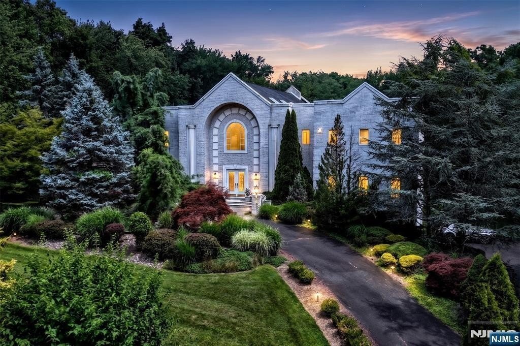 House in Saddle River, New Jersey, United States 2 - 18480243