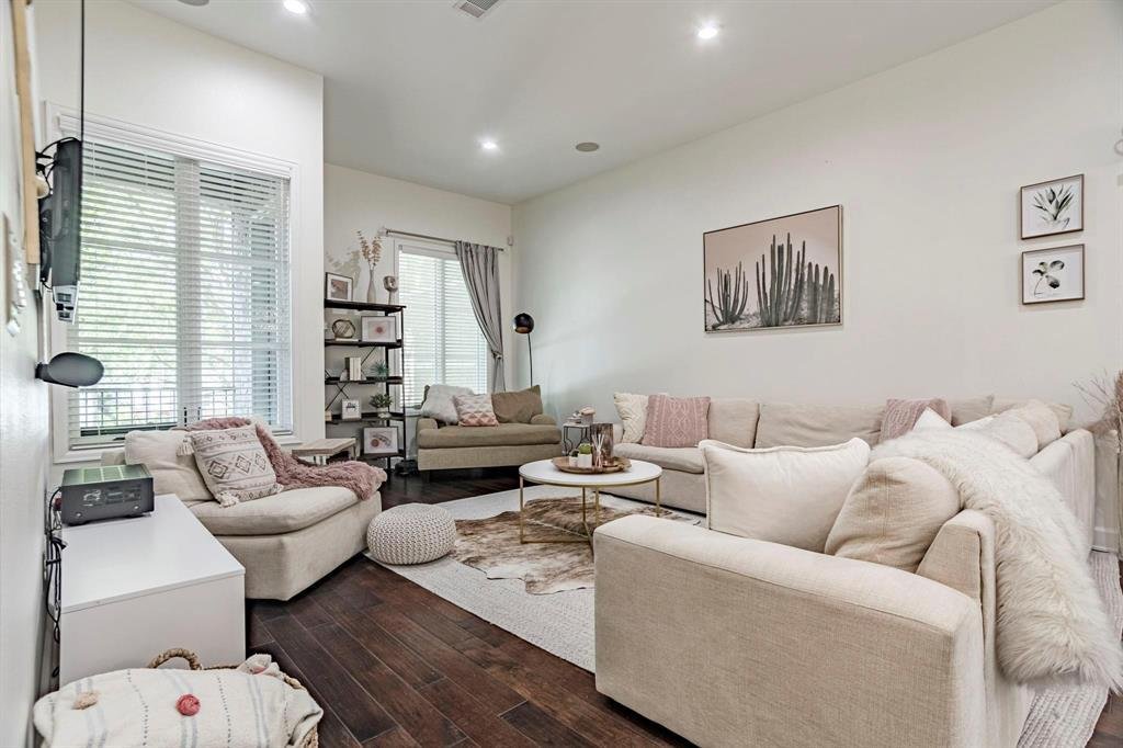 Condo in Dallas, Texas, United States 3 - 18478901