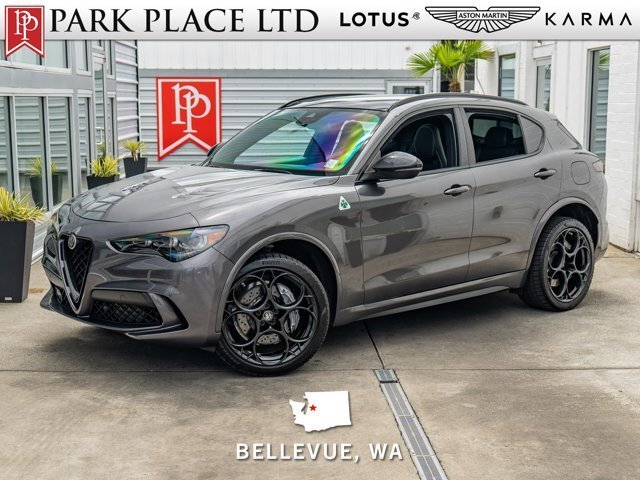 Suv in Bellevue, WA, United States 1 - 18371421