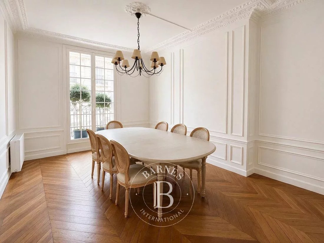 Apartment in Bois de Boulogne, Paris 16e Arrondissement, Paris 4 - 18081886
