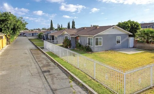 Apartment in Bell, California, United States 1