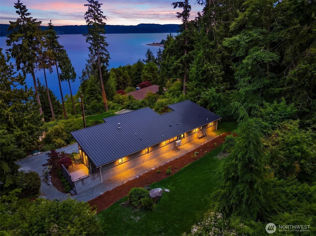 House in Greenbank, Washington, United States 2 - 18480723