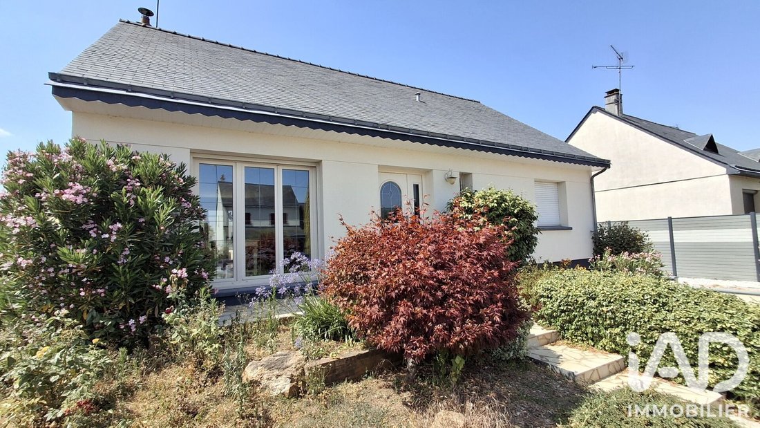 House in Parc d'Activité, Saint-Barthelemy-d'Anjou, France 1 - 18479503