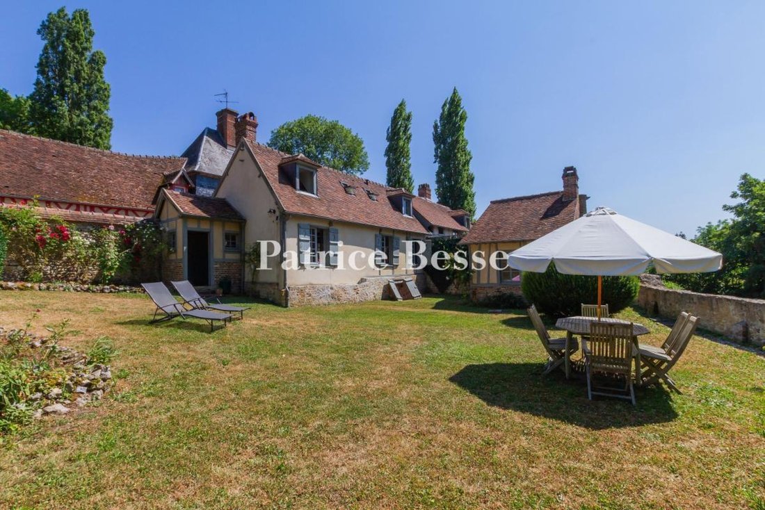 Maison à Gerberoy, Hauts-de-France, France 1 - 18477467