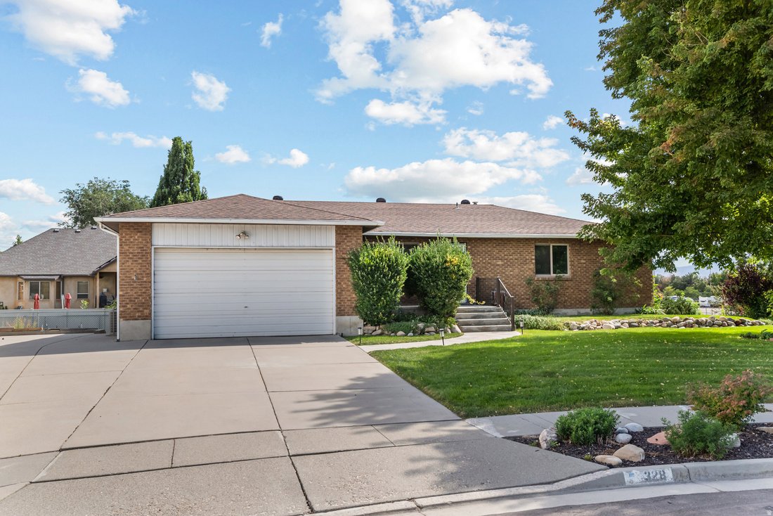 House in Sandy, Utah, United States 2 - 18425167
