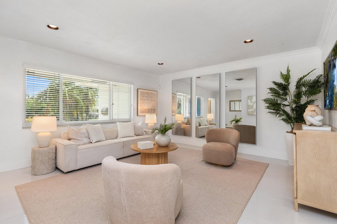 House in Oakland Park, Florida, United States 5 - 18478675