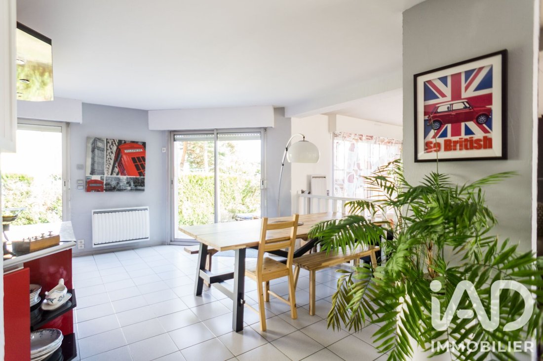 House in Chennevieres-sur-Marne, Ile-de-France, France 5 - 18479468