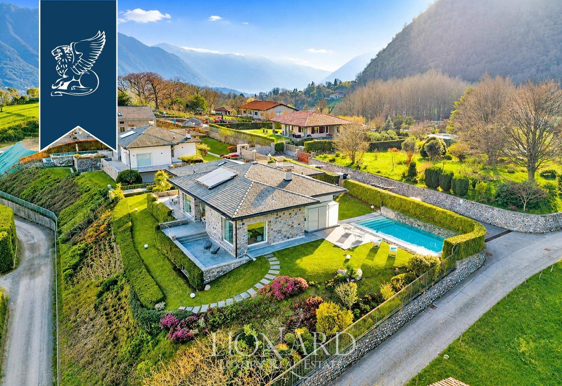 Villa in Griante, Lombardy, Italy 3 - 18479416