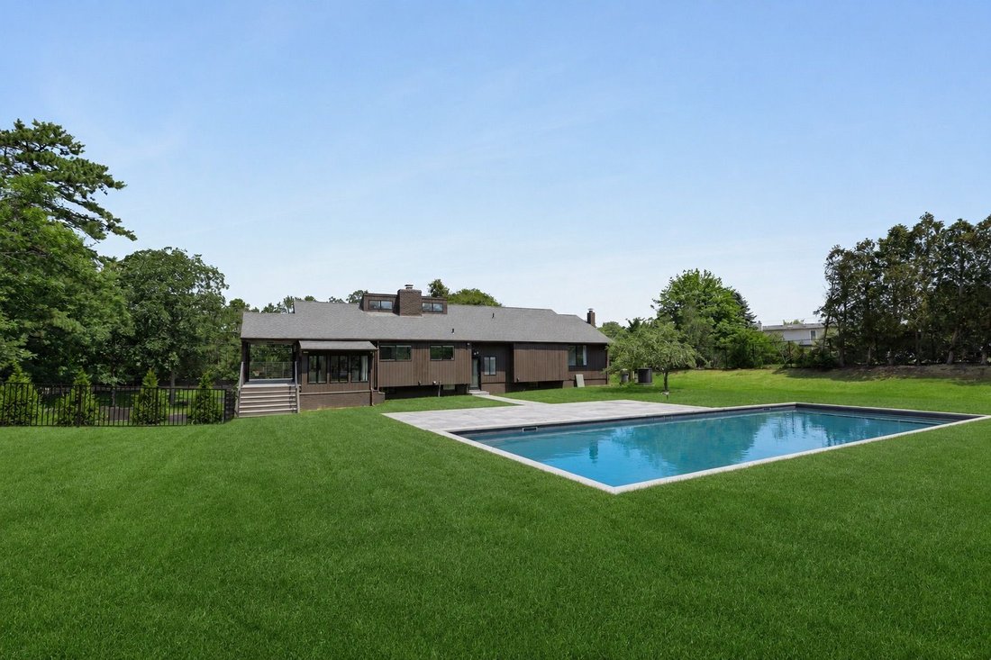 Southampton, New York, United States 2 - 18082972