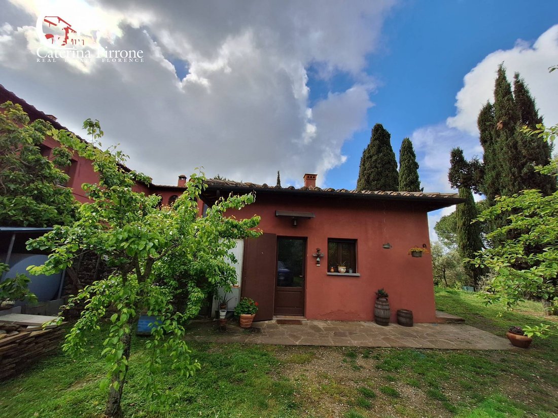 Villa in Monte San Savino, Tuscany, Italy 2 - 18480217