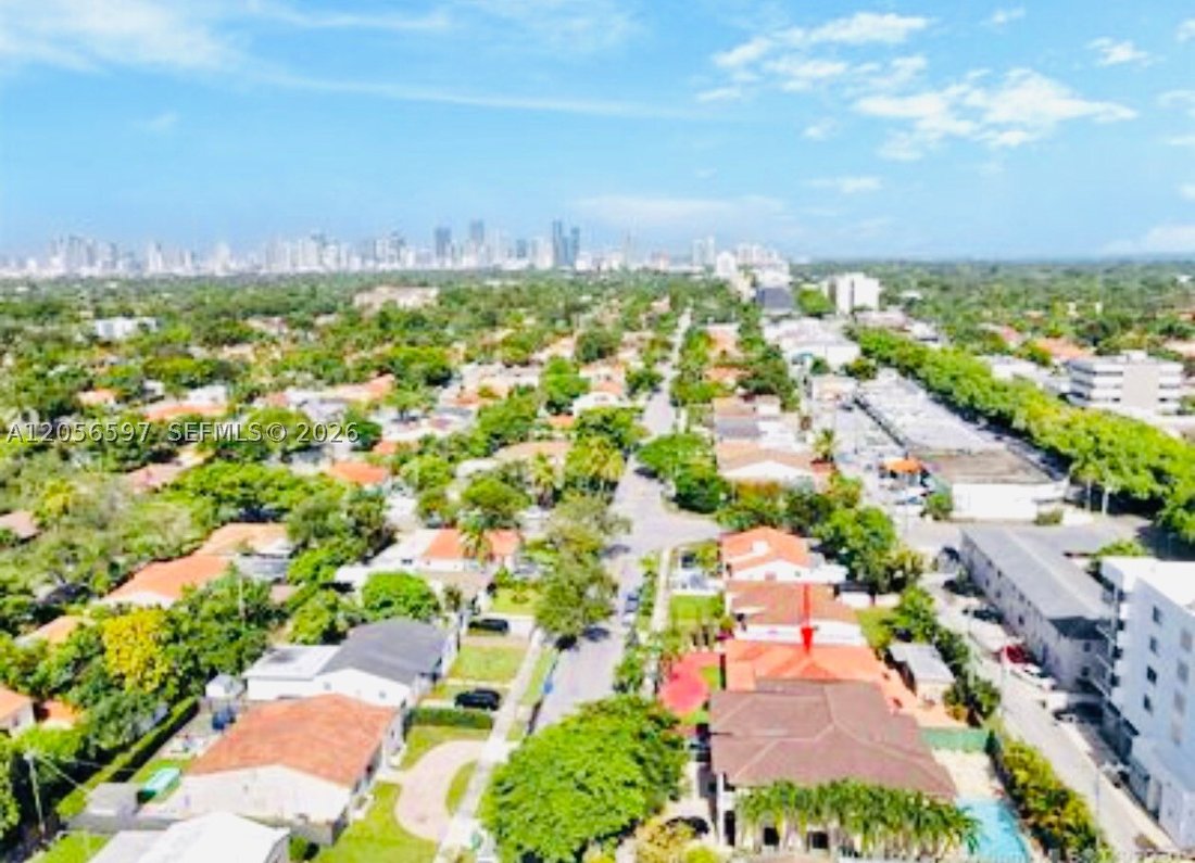 House in Miami, Florida, United States 3 - 18478102