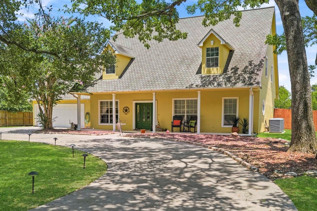 House in Columbus, Texas, United States 2 - 18478841