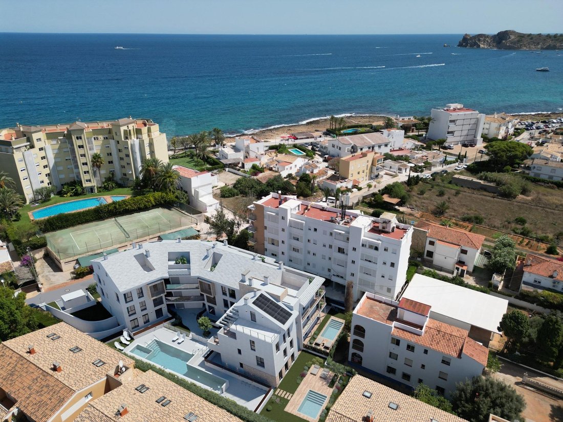 Apartment in Cala Blanca, Xabia / Javea, Valencian Community 2 - 18476075