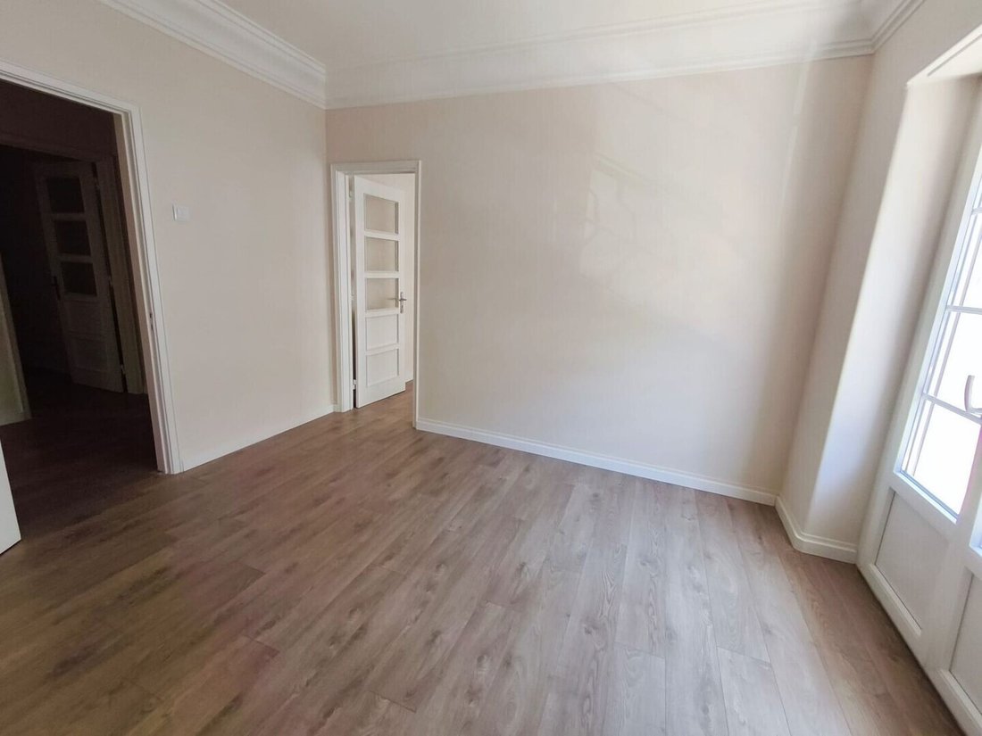 Apartment in Campolide, Lisbon, Portugal 2 - 18479577