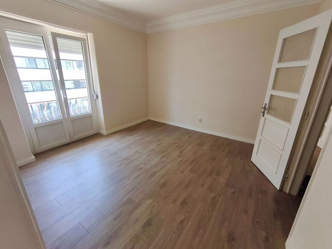Apartment in Campolide, Lisbon, Portugal 5 - 18479577