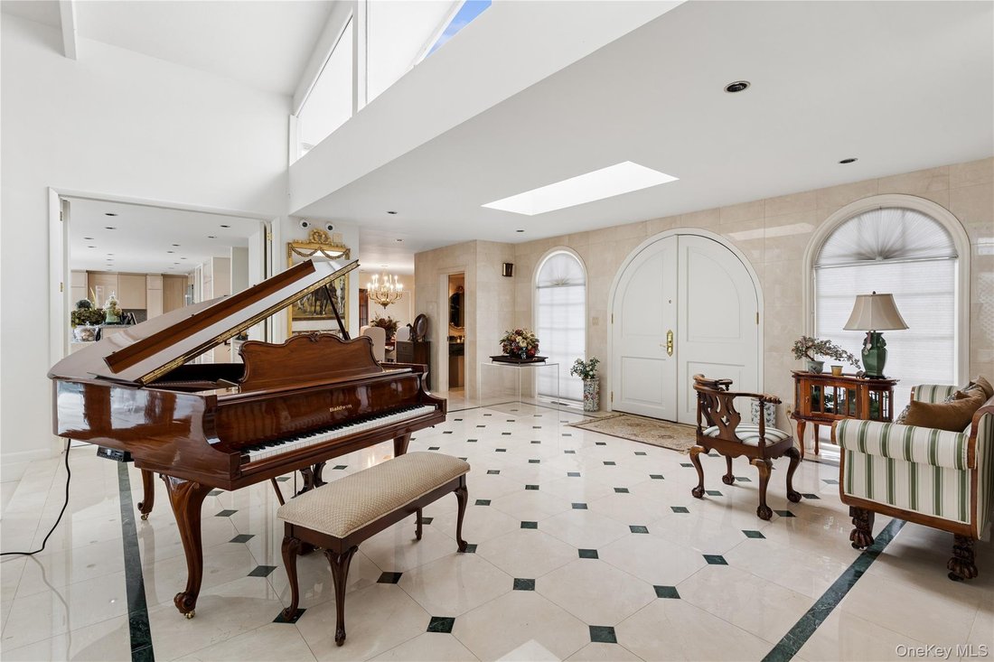 House in Lawrence, New York, United States 3 - 18168511