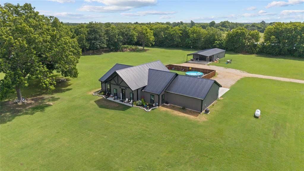 House in Sumner, Texas, United States 1 - 18478860