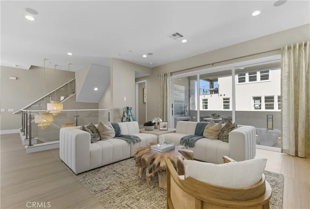 Condo in Montebello, California, United States 4 - 18478274