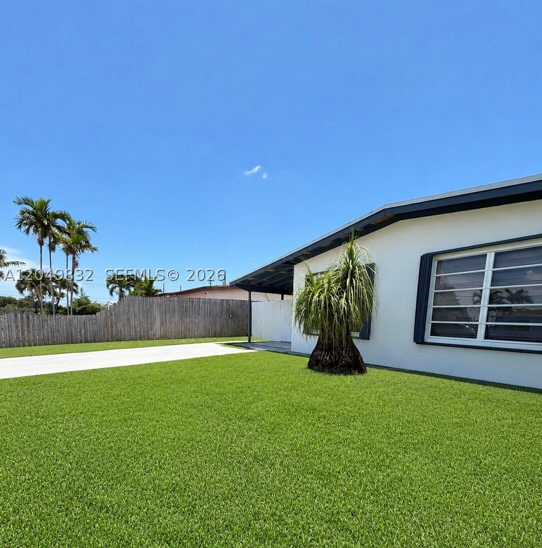 House in Miami, Florida, United States 1 - 18416328