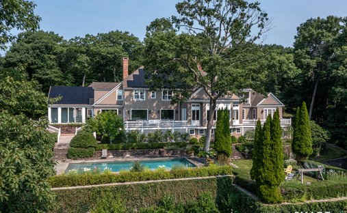 House in Roxbury, Connecticut, United States 1