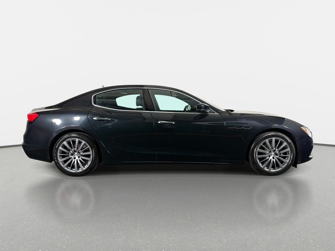 Sedan in Pompano Beach, FL, United States 2 - 18457637