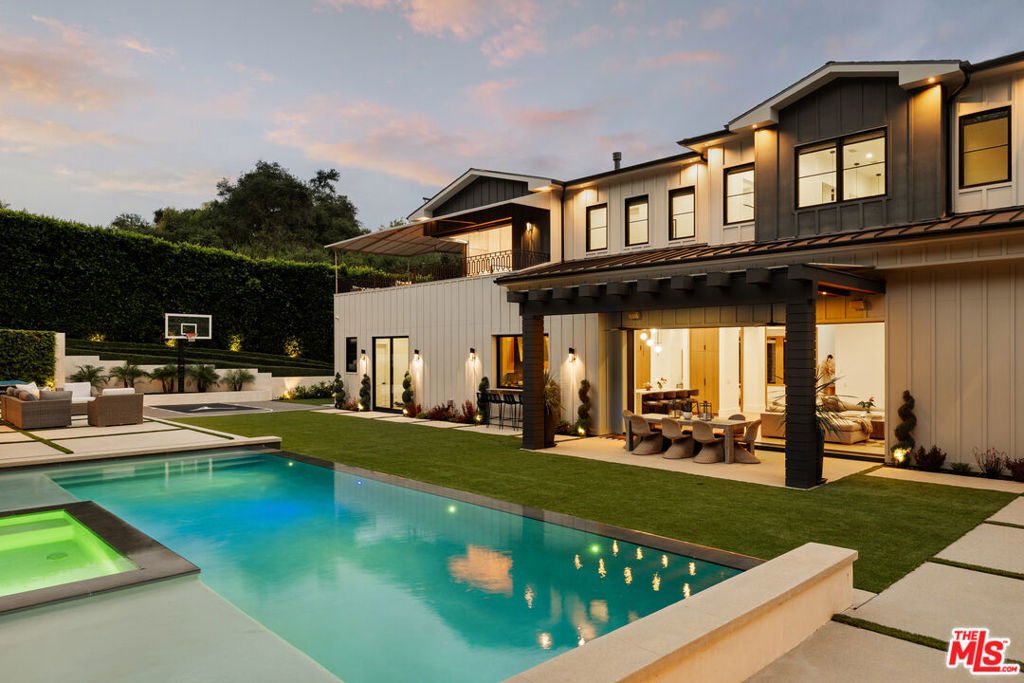 House in Los Angeles, California, United States 3 - 18477935