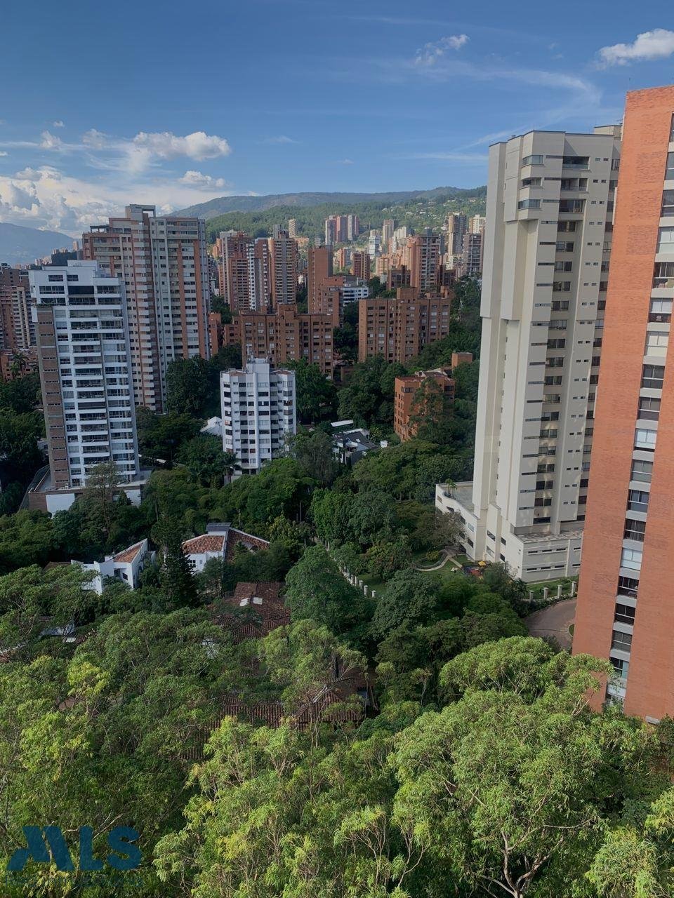 Apartment in Medellín, Antioquia, Colombia 2 - 18474956