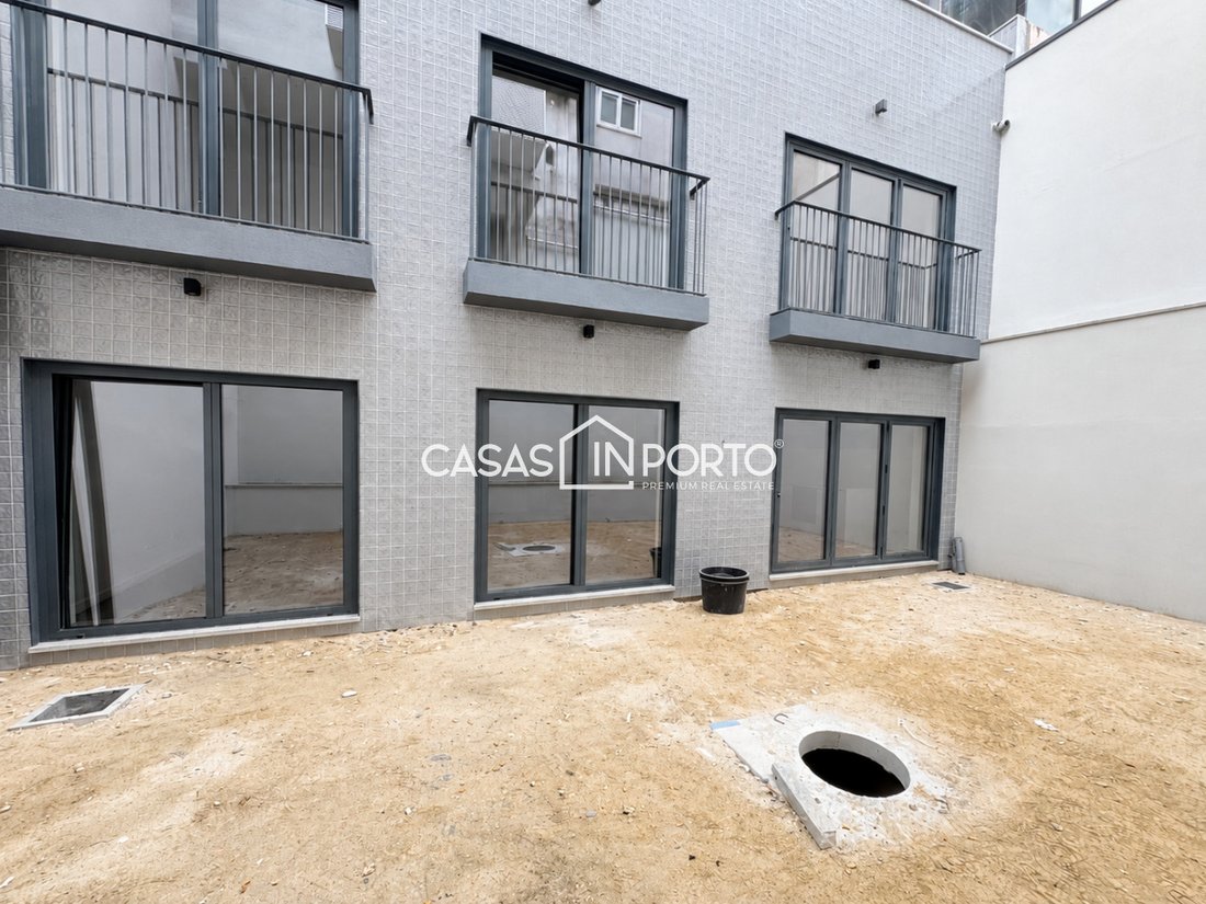 Apartment in Paranhos, Porto District, Portugal 2 - 18388626