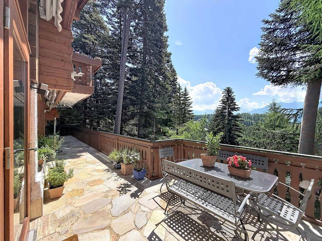 Chalet in Crans-Montana, Valais, Switzerland 5 - 18402863