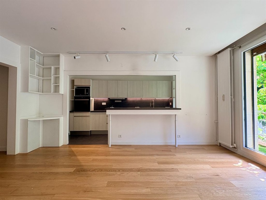 Apartment in La Plaine des Sablons, Neuilly-sur-Seine, France 3 - 18479053