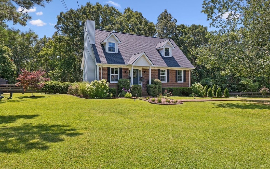 House in Bon Aqua, Tennessee, United States 2 - 18478450