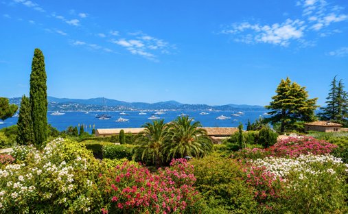Villa in Gassin, Provence-Alpes-Côte d'Azur, France 1