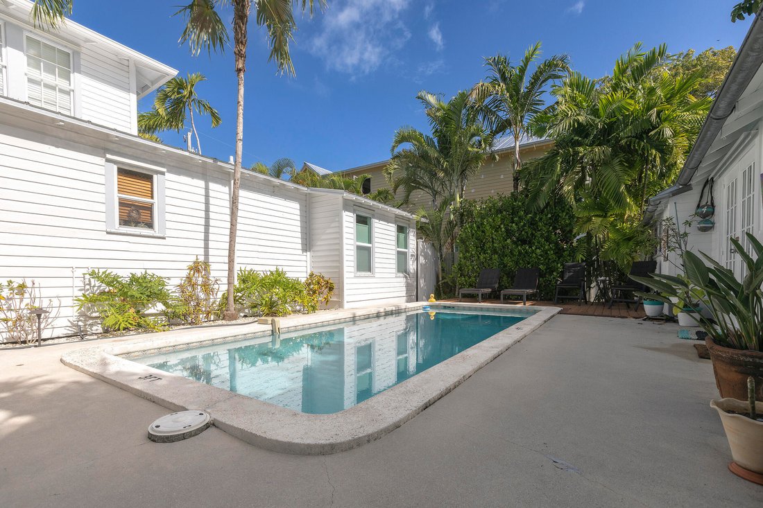 Condo in Key West, Florida, United States 4 - 18477380