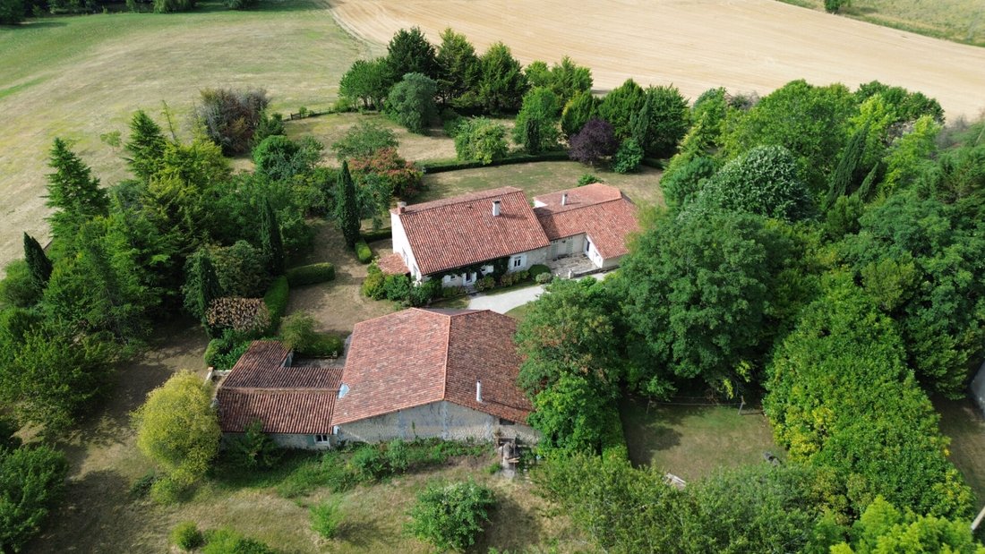 Villa in Montmoreau, Nouvelle-Aquitaine, France 5 - 18476838
