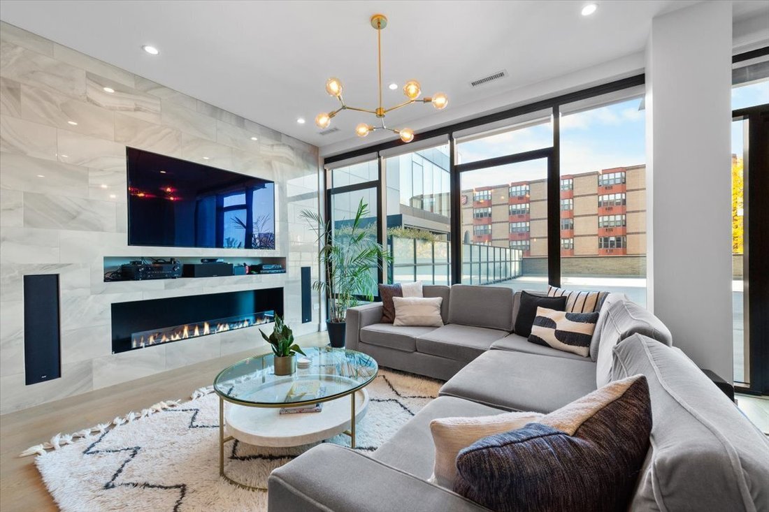 Condo in Chicago, Illinois, United States 2 - 18478515