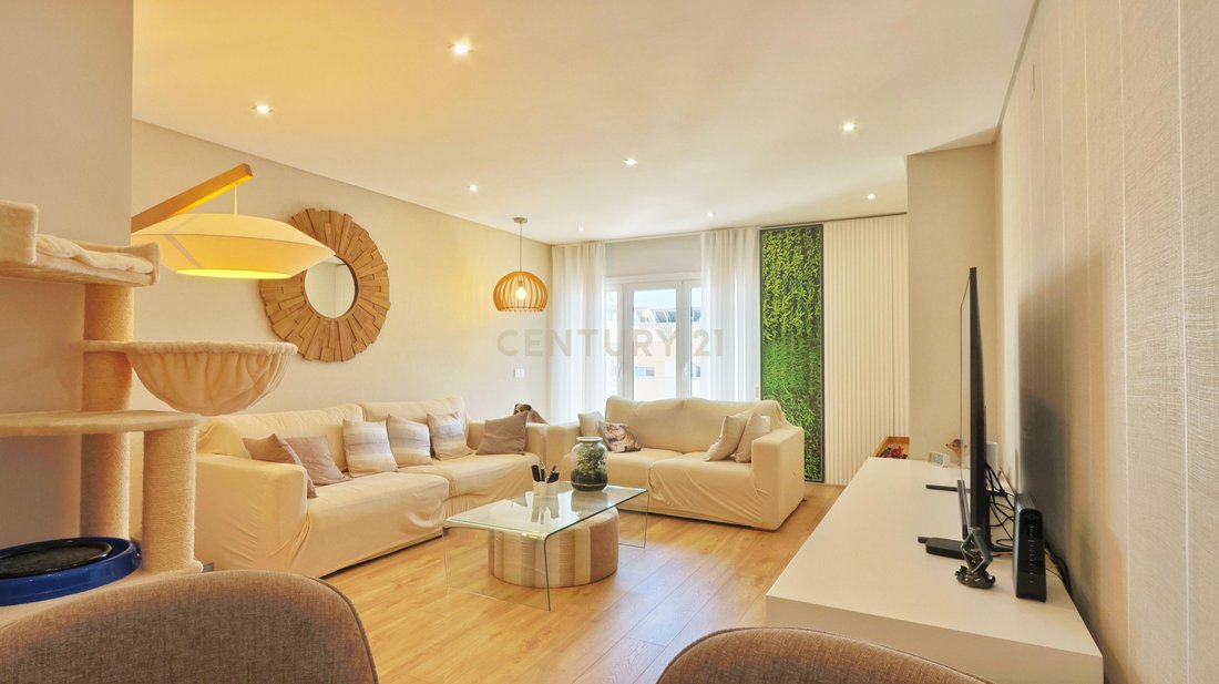 Apartment in Carcavelos e Parede, Lisbon, Portugal 2 - 18400182