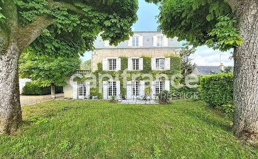 House in Cheille, Centre-Val de Loire, France 1