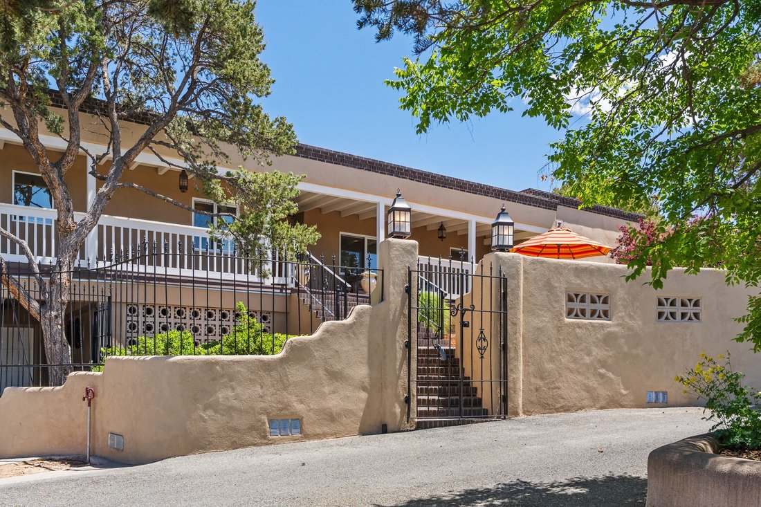 House in Santa Fe, New Mexico, United States 2 - 18020855