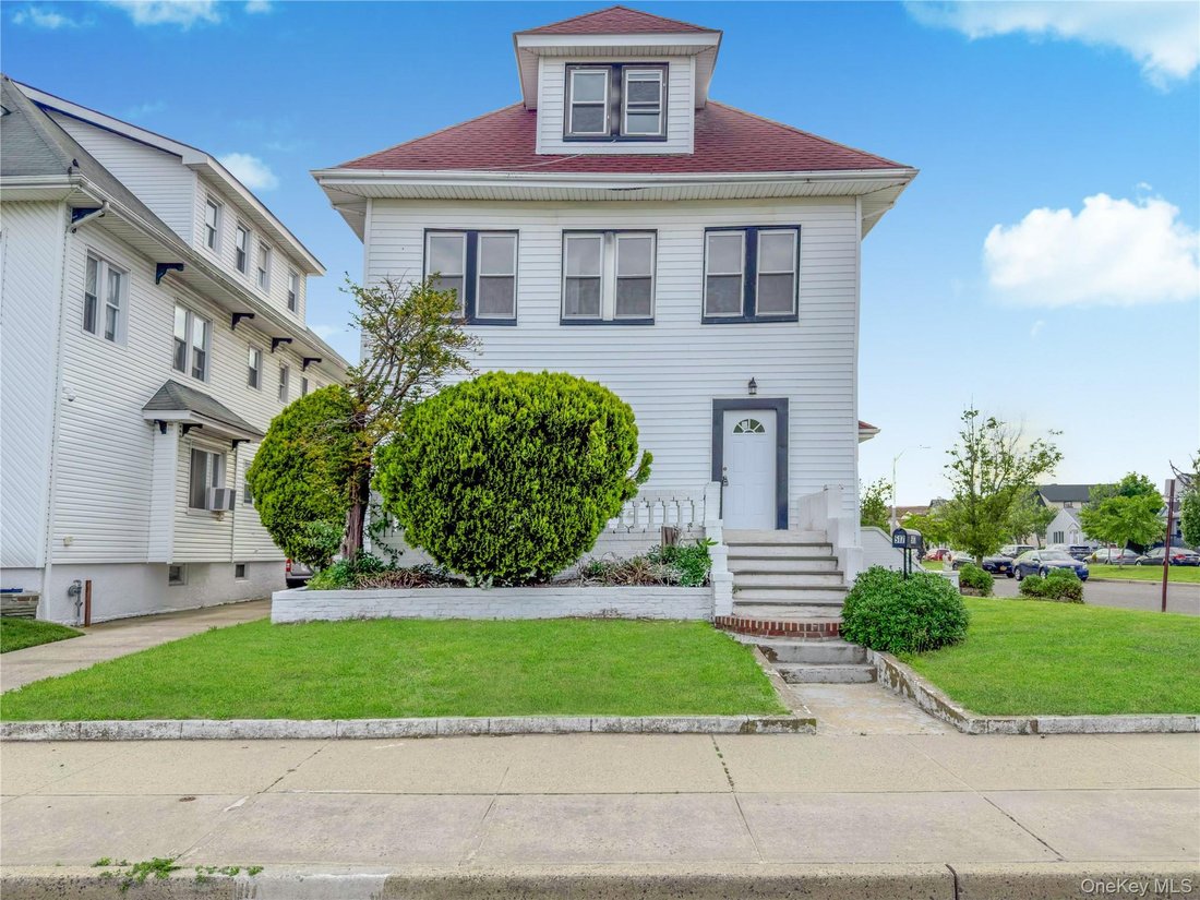 Apartment in Long Beach, New York, United States 2 - 18477811