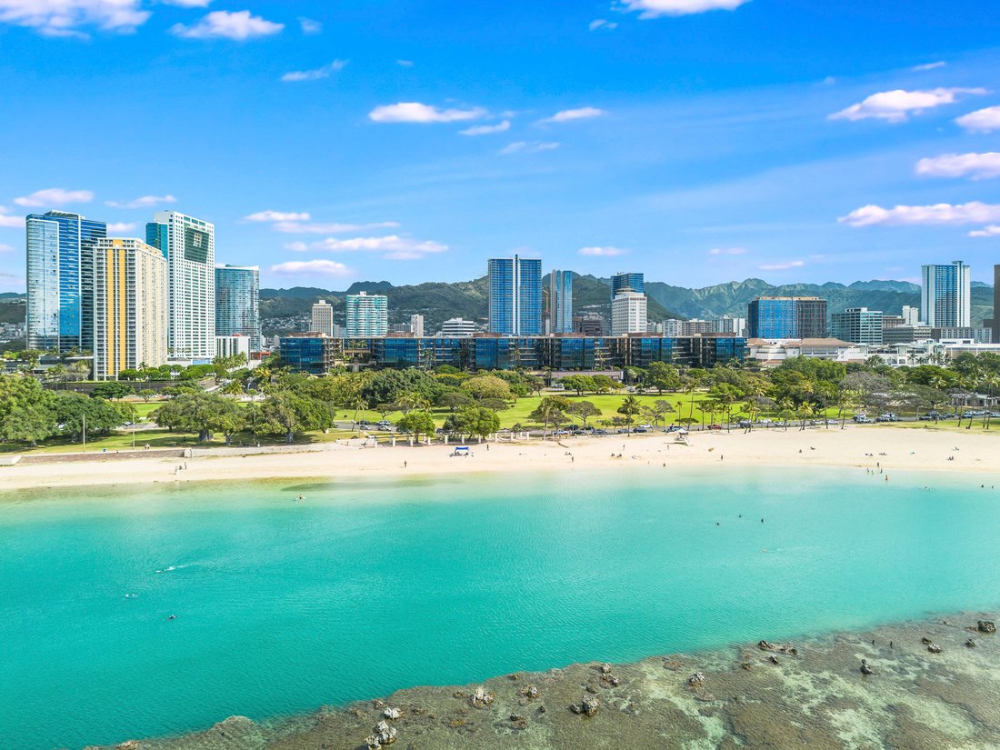 House in Honolulu, Hawaii, United States 5 - 18480359