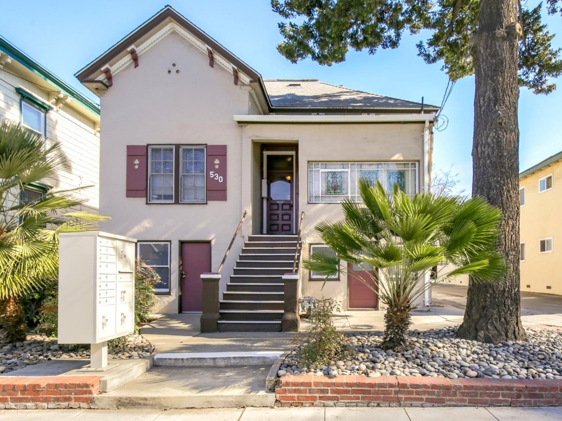 San Jose, California, United States 1 - 18477945