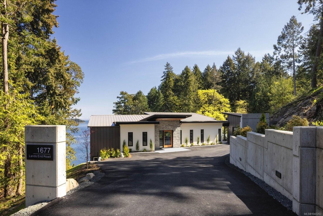 House in North Saanich, British Columbia, Canada 1 - 18480463